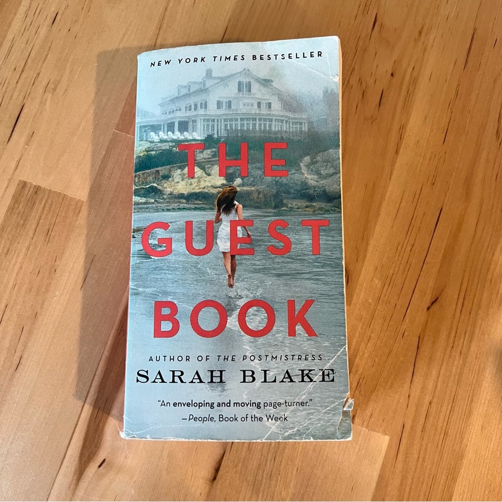 📚BUY 2 GET 1‎ FREE The Guest Book by Sarah Blake